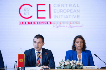 PEN centar: MKM da odgovori da li je ruska propagandna mreža „Ribar“ podnijela zahtjev za snimanje Cetinjskog manastira