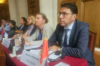 Delegacija DRI na sastanku Kontakt komiteta predsjednika vrhovnih revizorskih institucija EU u Parizu Delegacija DRI na sastanku Kontakt komiteta predsjednika vrhovnih revizorskih institucija EU u Parizu