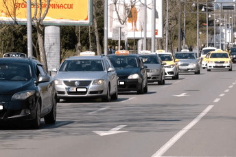 Taksi u Podgorici od januara skuplji 20 do 50 centi, start vožnje najmanje euro Taksi u Podgorici od januara skuplji 20 do 50 centi, start vožnje najmanje euro