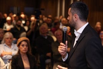 Živković: “Plan za sve” namijenjen onima koji rade, onima koji su radni vijek proveli u ovoj zemlji i onima koji ovdje grade budućnost Živković: “Plan za sve” namijenjen onima koji rade, onima koji su radni vijek proveli u ovoj zemlji i onima koji ovdje grade budućnost