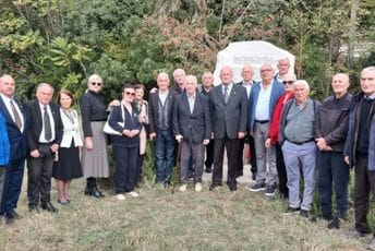 SOBNOR položio vijence: Odata počast borcima na Jelinom dubu i žrtvama fašističkog terora na Bioču SOBNOR položio vijence: Odata počast borcima na Jelinom dubu i žrtvama fašističkog terora na Bioču