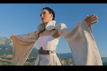 (VIDEO) Muzička posveta Crnoj Gori: Dolce Hera objavila pjesmu „Vječna mi bila“, poslušajte kako zvuči (VIDEO) Muzička posveta Crnoj Gori: Dolce Hera objavila pjesmu „Vječna mi bila“, poslušajte kako zvuči
