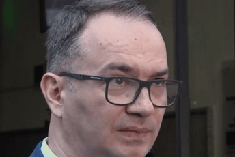 Jovanović odgovorio Vranešu: Srpska čast se ne dokazuje glasanjem za Vučića i njegove sluge