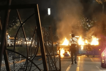 Tirana: Najmanje 13 povrijeđenih, demonstranti podižu barikade (VIDEO)