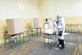 Sjutra izbori u Srbiji: Studenti ili Vučić?
