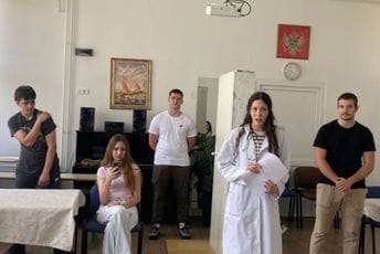 Opština Bar podržala dramsko stvaralaštvo srednjoškolaca Opština Bar podržala dramsko stvaralaštvo srednjoškolaca