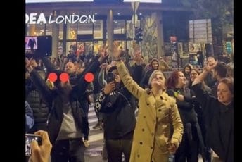 (VIDEO) Počelo slavlje u Srbiji: Građani pjevaju "Lijte kiše, Vučić ode"