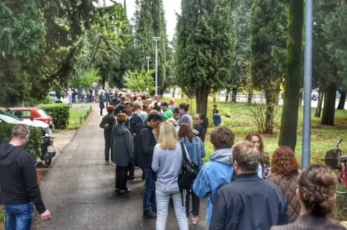 Podgorica: Ubjedljiva pobjeda Studentske liste na biralištu u Ambasadi Srbije