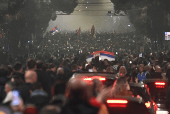 Srbija, preliminarni rezultati: Studenti - 140, Vučić - 103 Srbija, preliminarni rezultati: Studenti - 140, Vučić - 103