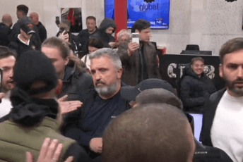 Niz organizacija danas će tražiti zabranu TV Informer; Vučićević: Po cijenu života neću isključiti program