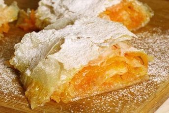Probajte staru jesenju poslasticu: Mirisna bundevara za hladne oktobarske dane Probajte staru jesenju poslasticu: Mirisna bundevara za hladne oktobarske dane