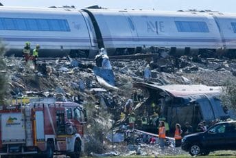 (VIDEO) Strašna tragedija u Španiji: Sudarila se dva brza voza, najmanje 64 mrtvih, oko 180 povrijeđenih