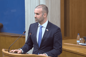 I na premijerskom satu o - izborima u Srbiji I na premijerskom satu o - izborima u Srbiji