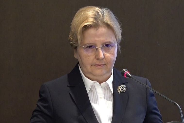 Dolovac izdala obavezno uputstvo: Tužiocima naloženo da spriječe uništavanje dokumentacije u državnim institucijama Srbije Dolovac izdala obavezno uputstvo: Tužiocima naloženo da spriječe uništavanje dokumentacije u državnim institucijama Srbije