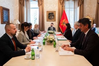 Senat Prijestonice o razvoju Cetinja: U fokusu žičara do Ivanovih Korita, valorizacija Žabljaka Crnojevića i završetak stadiona
