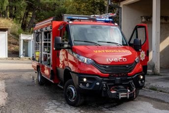 Tivatski vatrogasci dobili specijalizovano vozilo vrijedno 338.772 eura